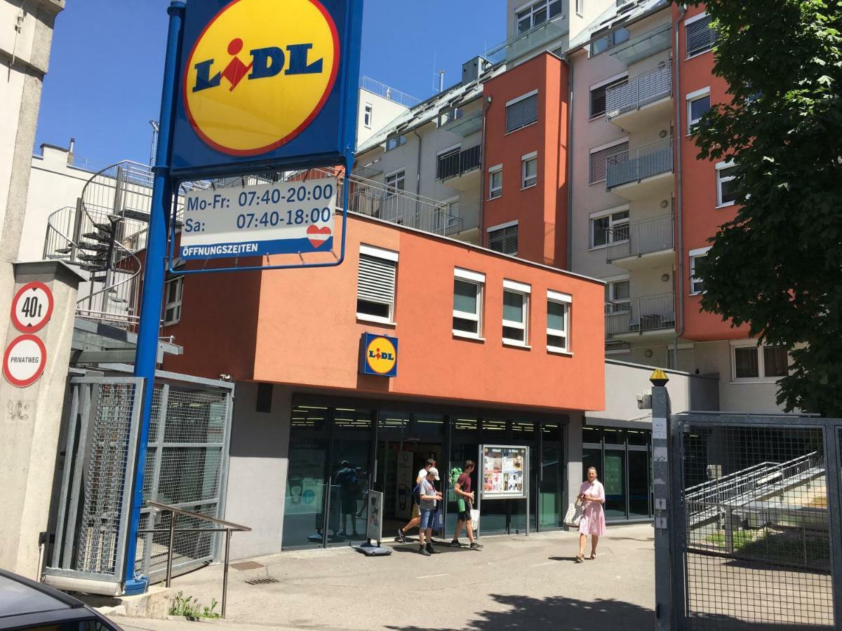 Apartment ZENTRAL direkt an U-BAHN STATION Wien Exterior foto